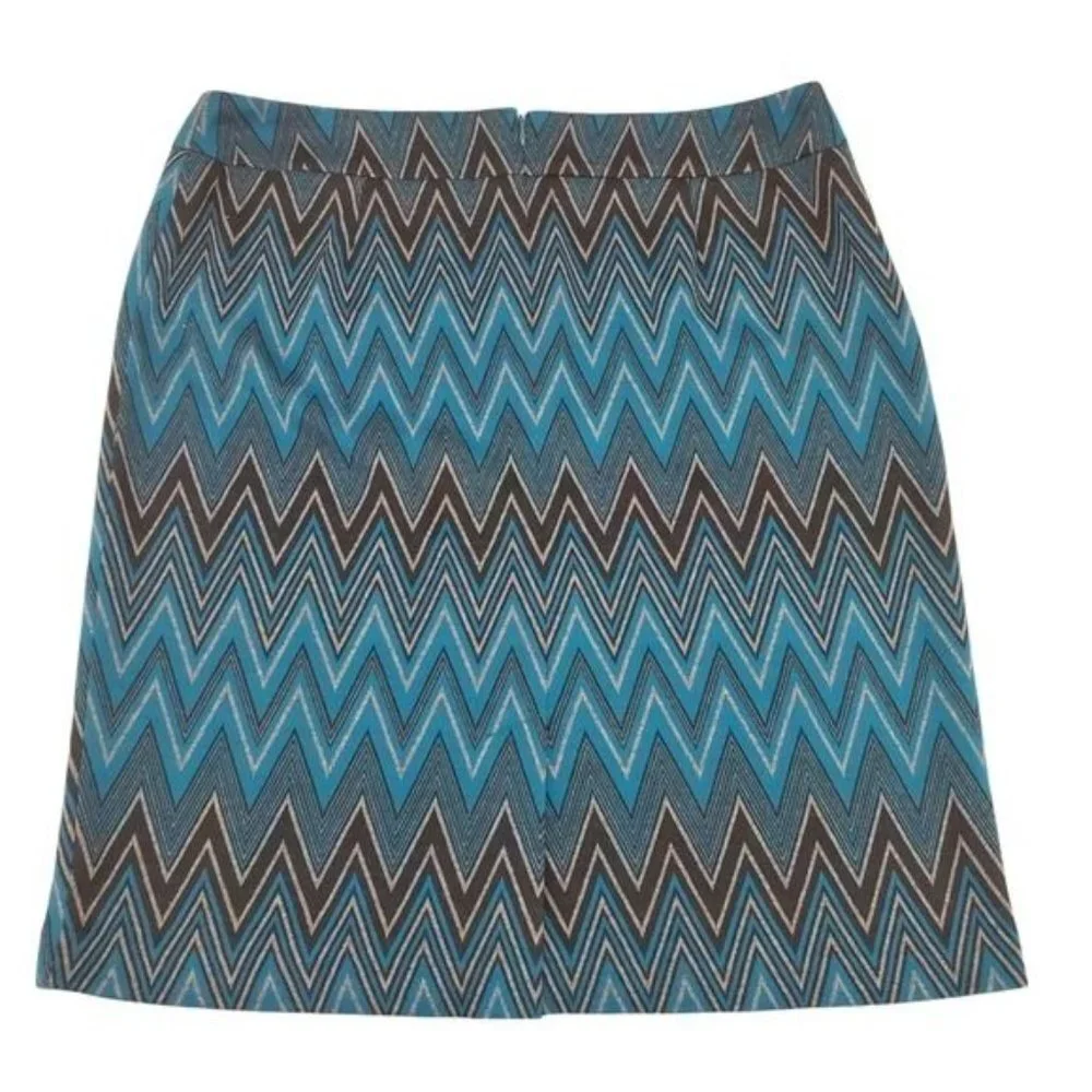 Sharagano Prism Detail Fitted Skirt - Picture 2 of 10
